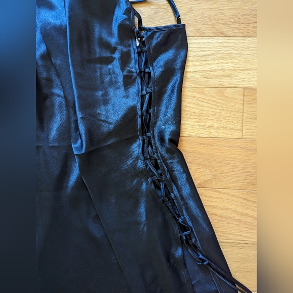 Vintage Victoria secret slip dress - Picture 5 of 8